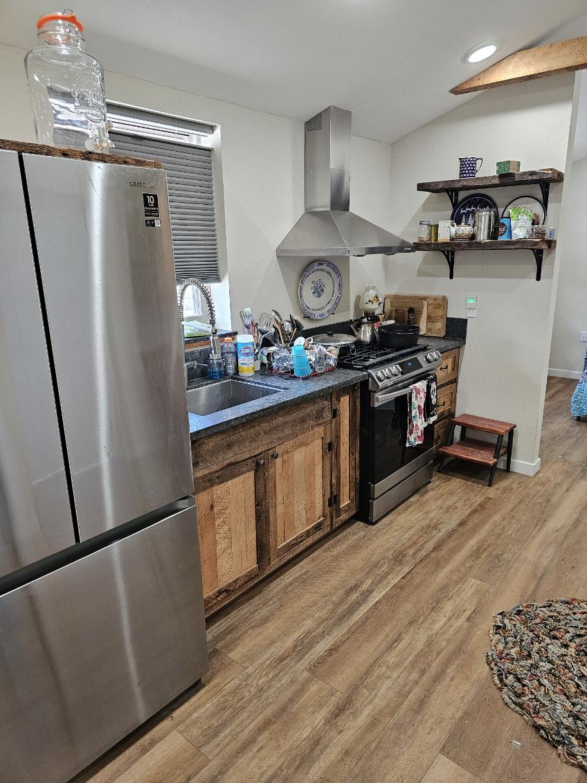 Apartment Kitchen